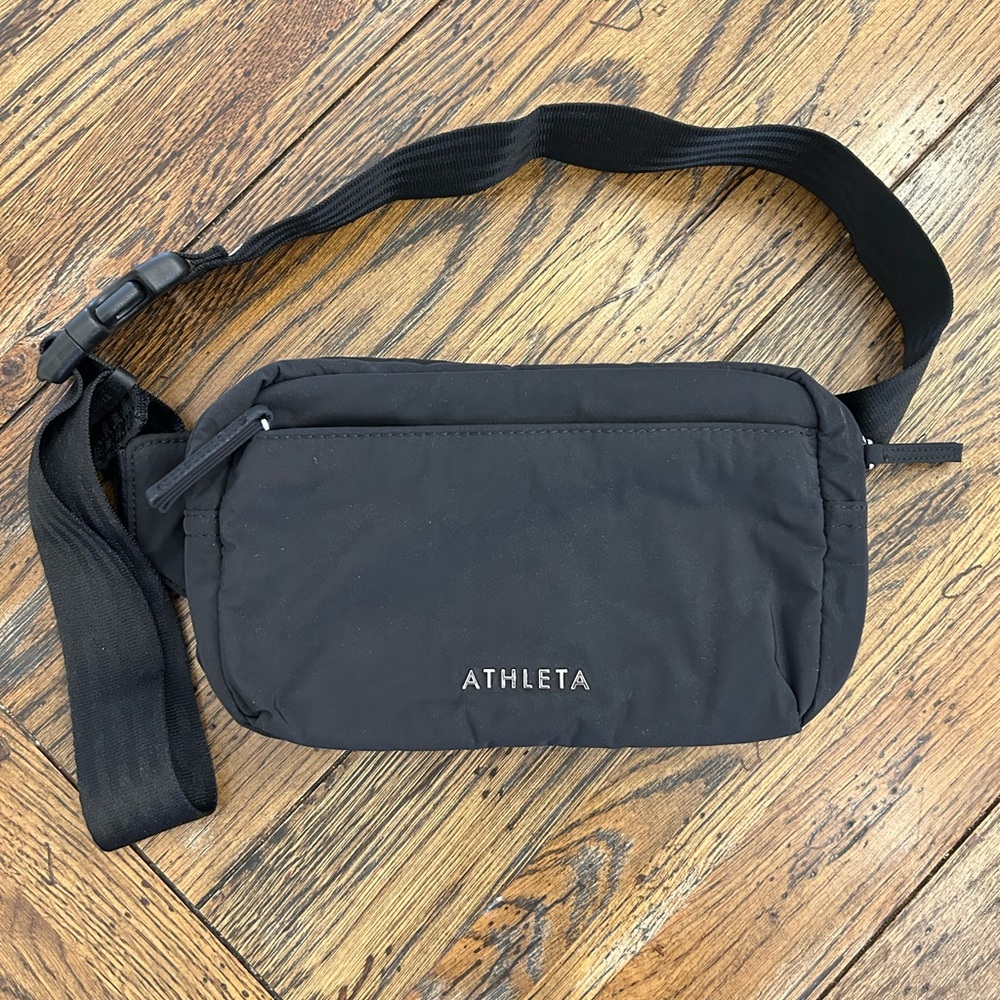 Athleta Black Belt Bag Crossbody Fanny Pack Travel Waist Bag